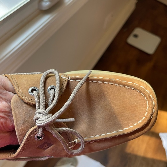 Sperry Topsiders - Men’s Size 8/Women 9.5-10 - Picture 5 of 9